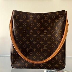 Louis Vuitton, Looping GM shoulder bag LM1001